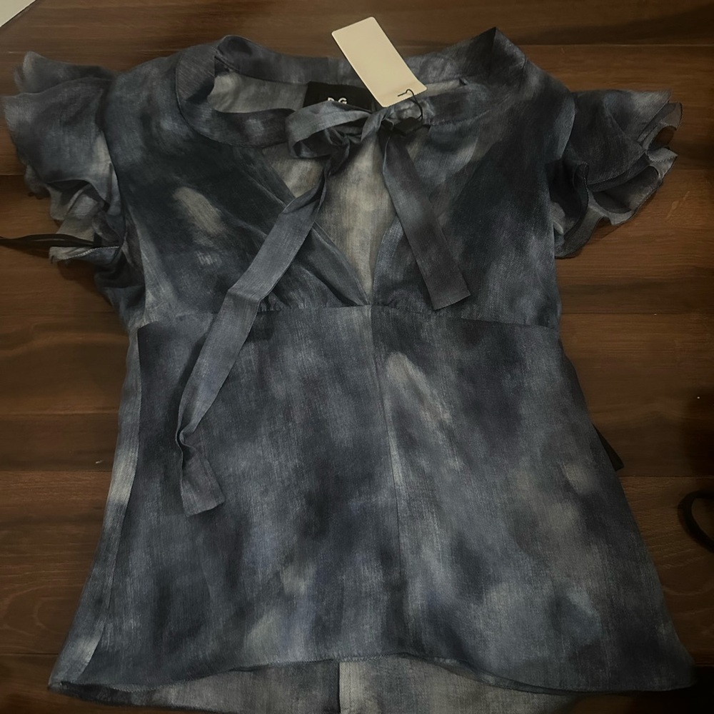 Stylish Tie-Dye Blouse with Ruffle Sleeves